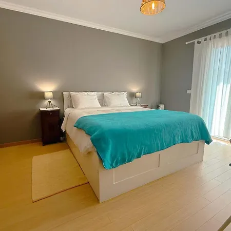 Marta - Balcony, Patio, Pool Ferrel (Leiria)