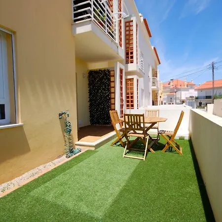 Marta - Balcony, Patio, Pool Apartamento