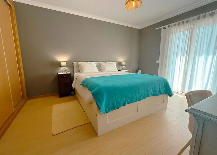 Marta - Balcony, Patio, Pool Ferrel (Leiria)